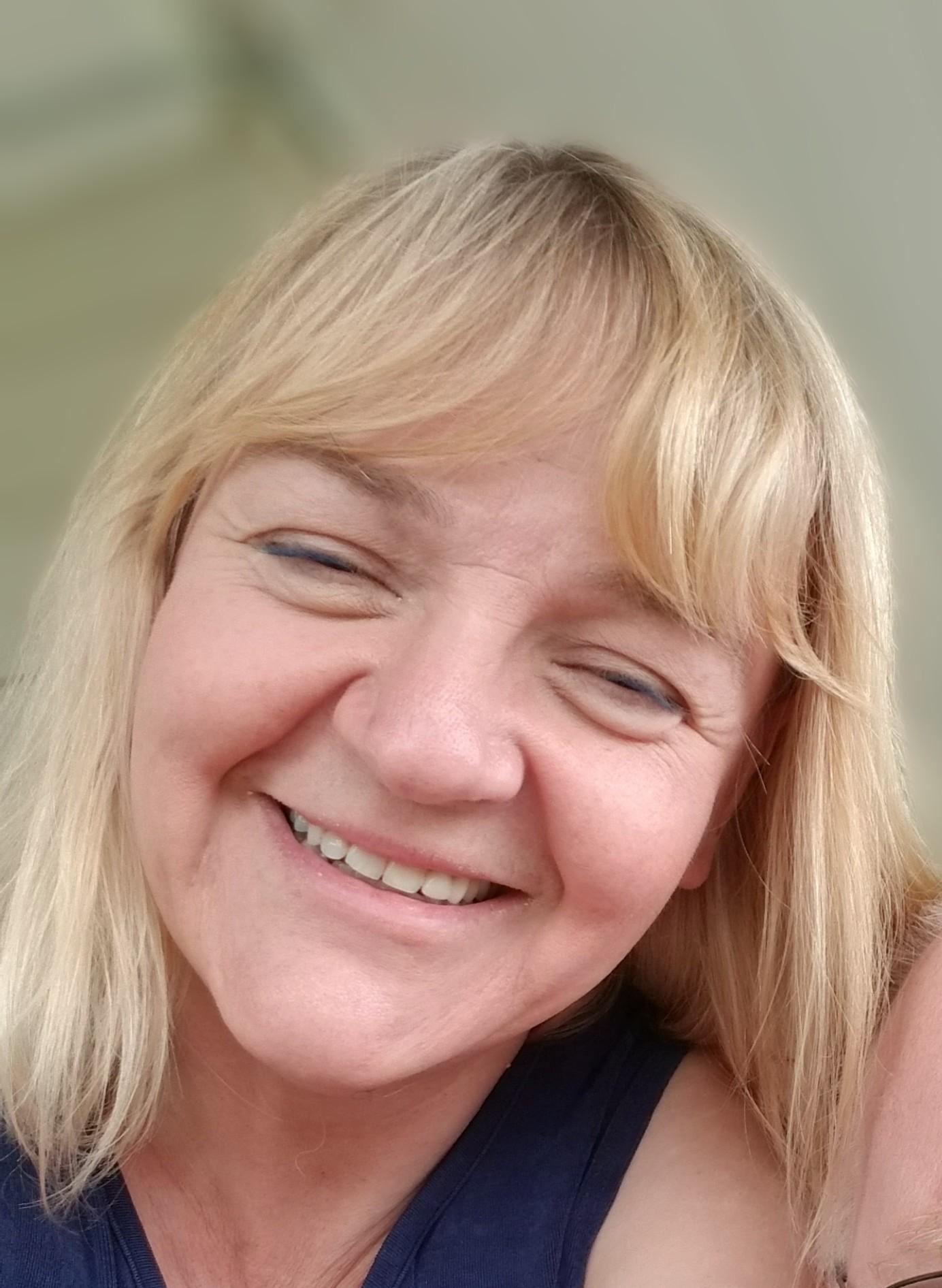 Lorraine Leonard