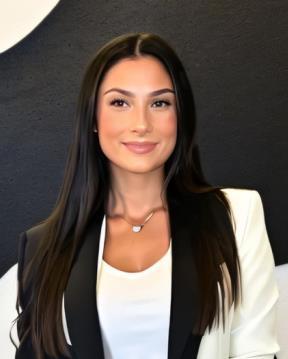 Julie Luna